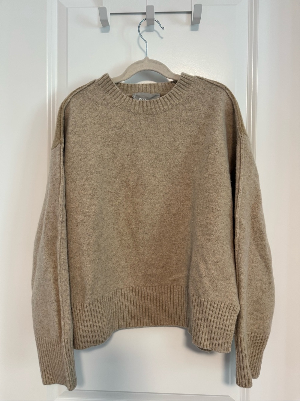 Cozy Women's Everlane Crewneck Sweater in Taupe